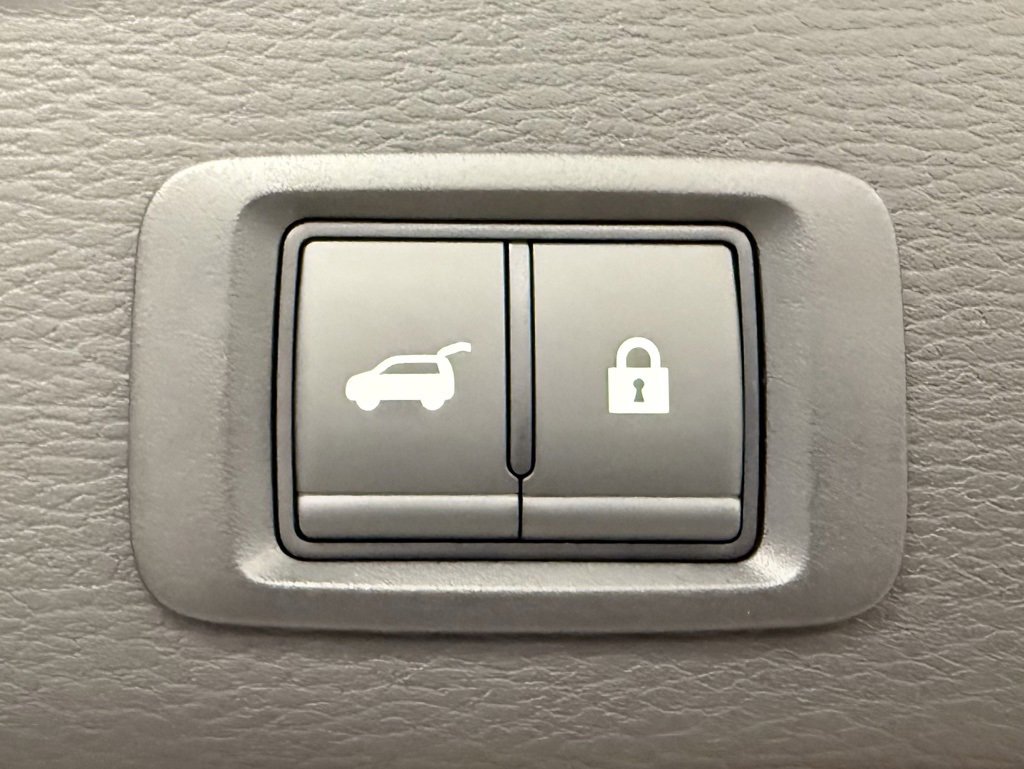 New 2026 Mitsubishi Outlander SEL image 12