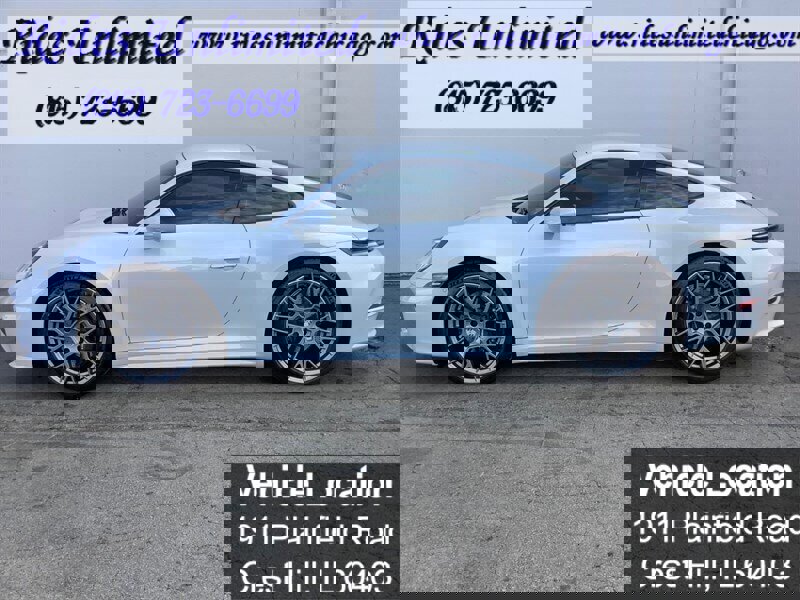 Used 2025 Porsche 911 Carrera image 4