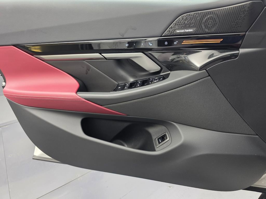 Used 2026 BMW 530i image 25