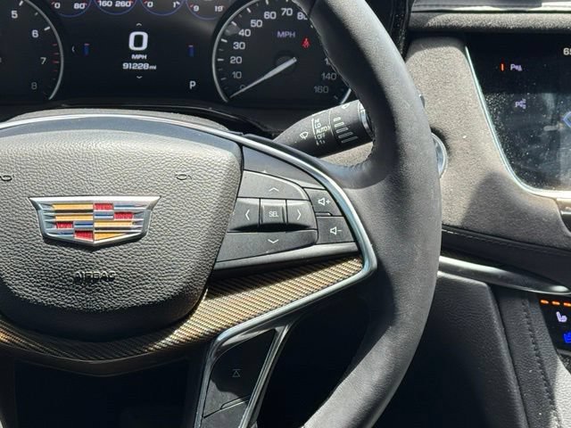 Used 2017 Cadillac XT5 Platinum w/ Driver Assist Package AWD/4WD image 25
