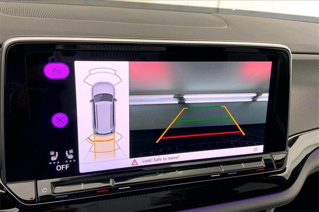 Used 2025 Volkswagen Atlas Peak Edition SE image 21