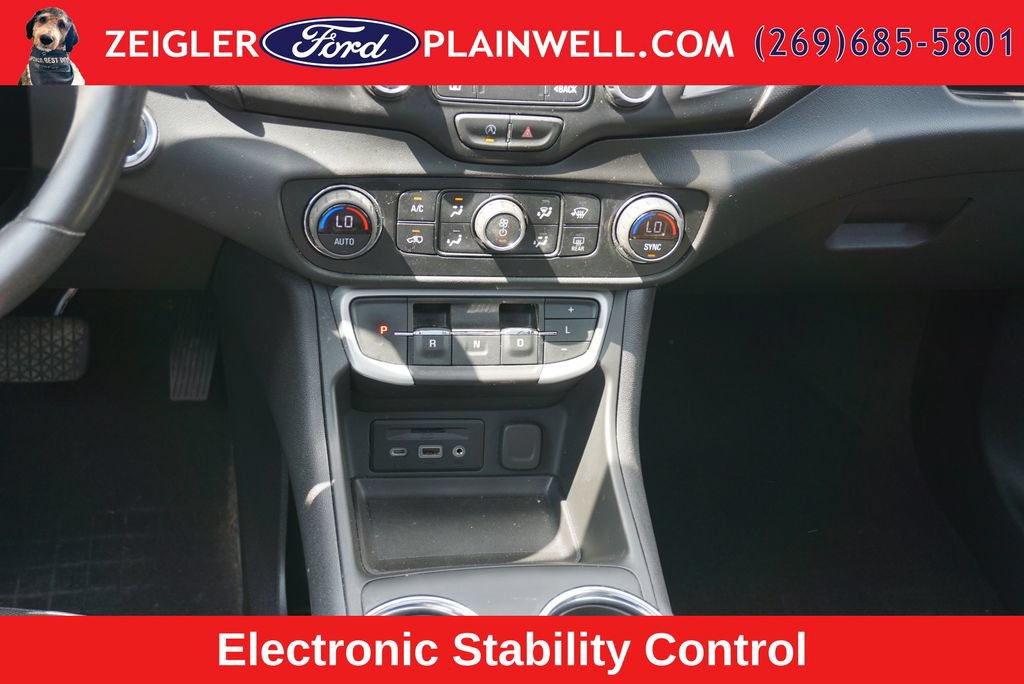 Used 2022 GMC Terrain SLT w/ Tech Package AWD/4WD image 16