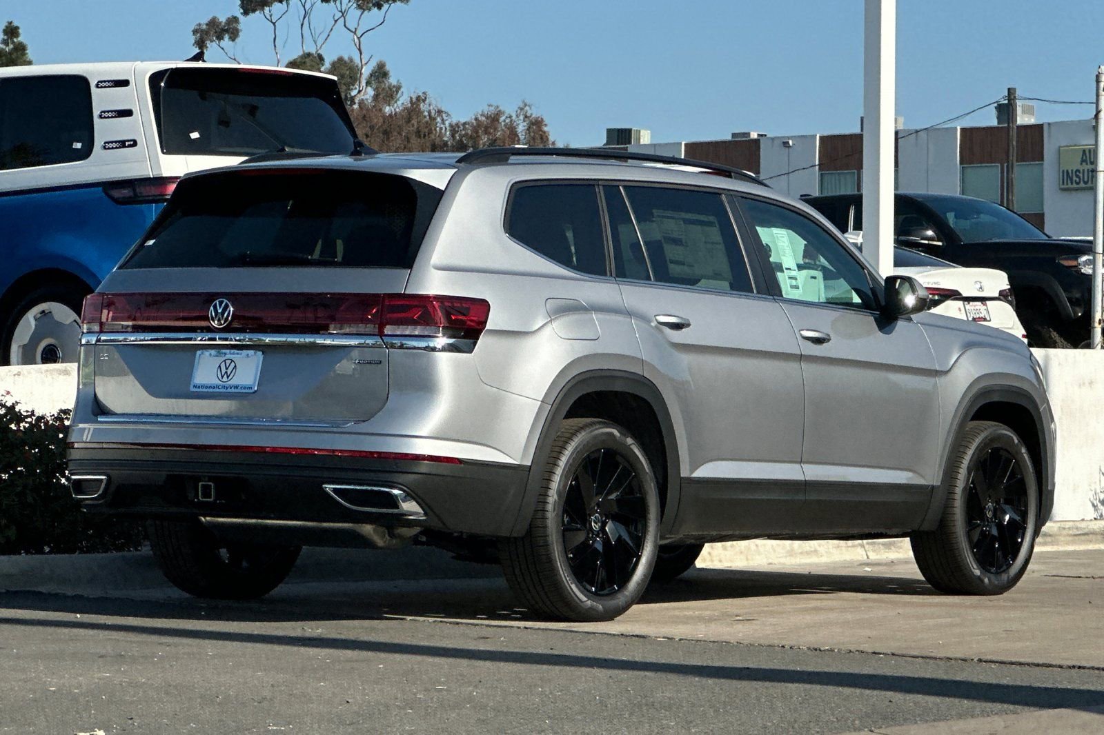 New 2026 Volkswagen Atlas SE image 5