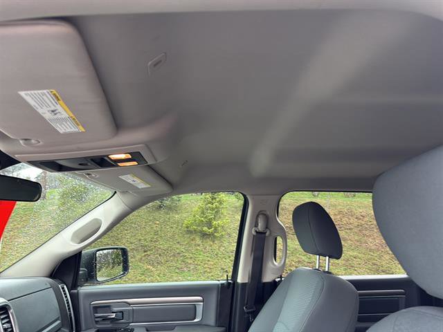 Used 2019 RAM 1500 Classic SLT image 15