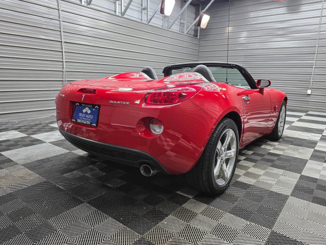 Used 2006 Pontiac Solstice Convertible w/ Premium Package RWD image 6