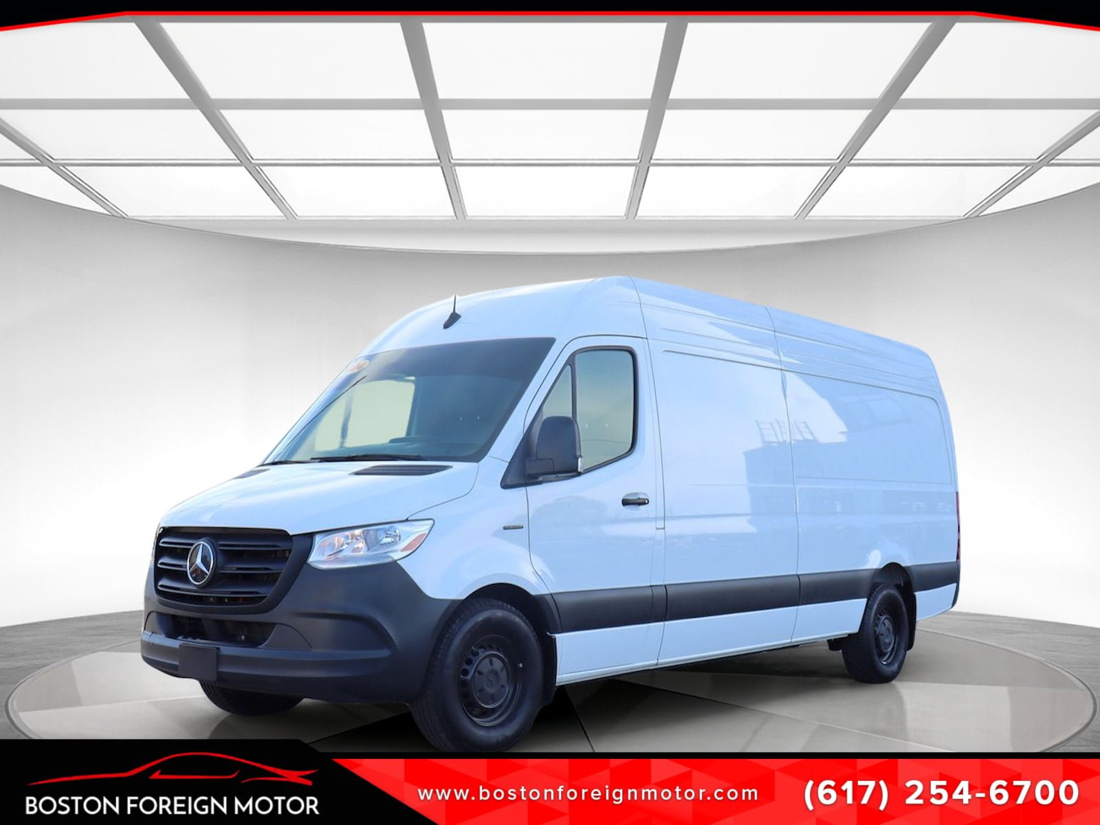 Used 2024 Mercedes-Benz eSprinter 170 Cargo image 1