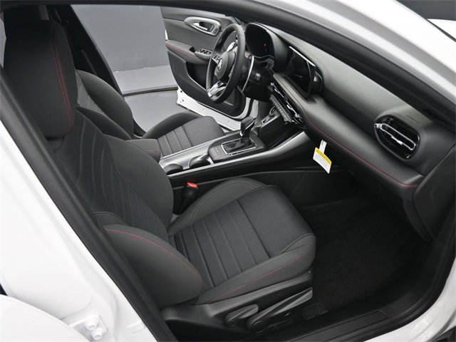 New 2025 Dodge Hornet R/T image 18