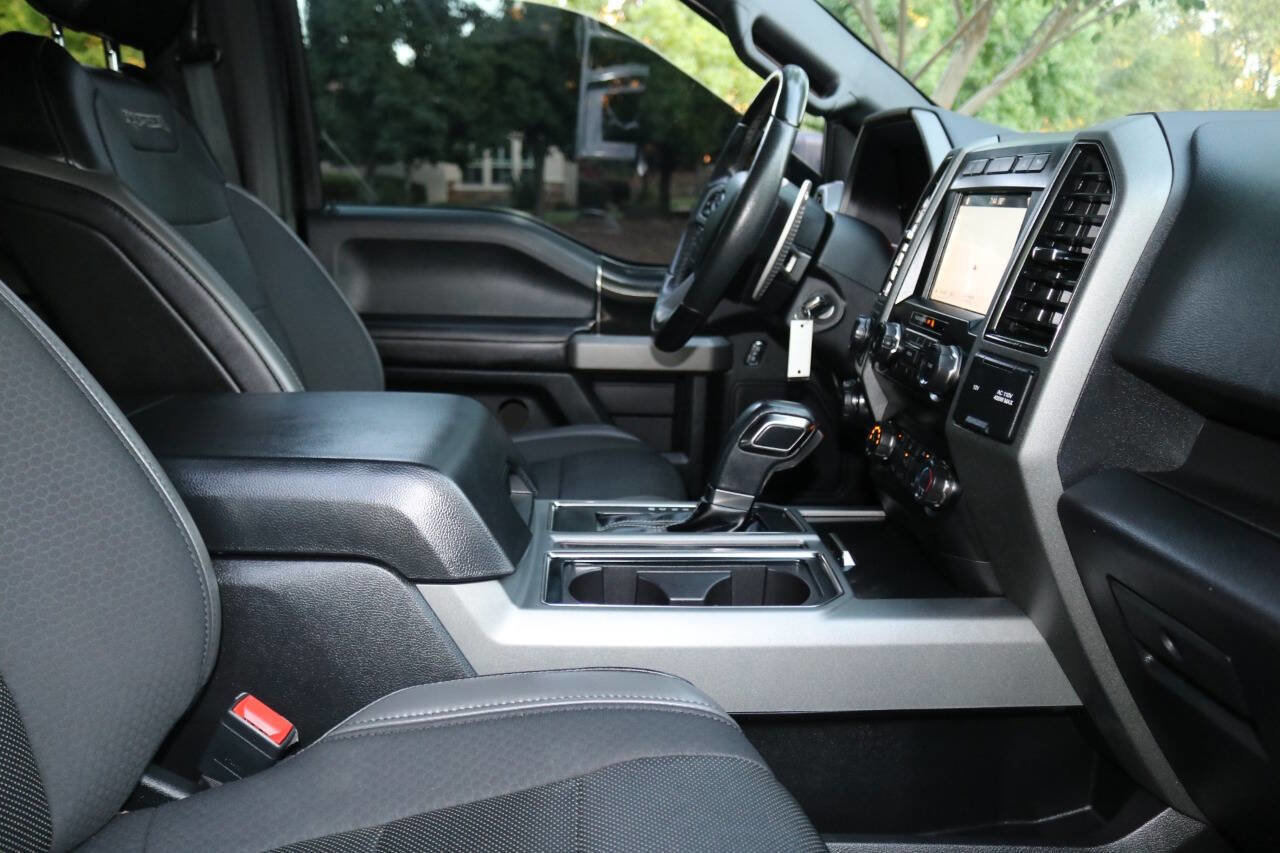 Used 2019 Ford F150 Raptor w/ Equipment Group 801A Mid image 34