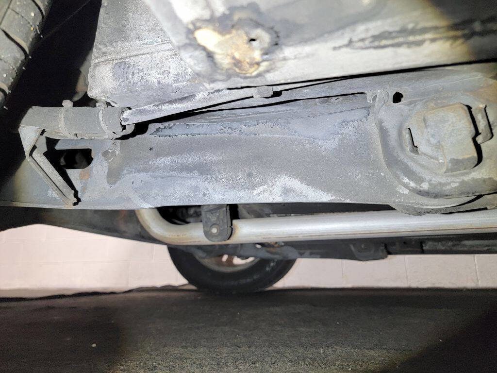 Used 2003 Ford Windstar SE image 24