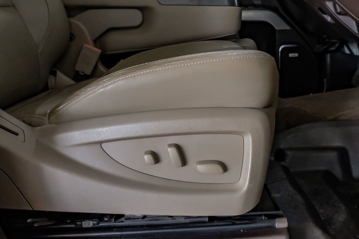 Used 2018 Chevrolet Silverado 2500 LTZ w/ Duramax Plus Package image 32