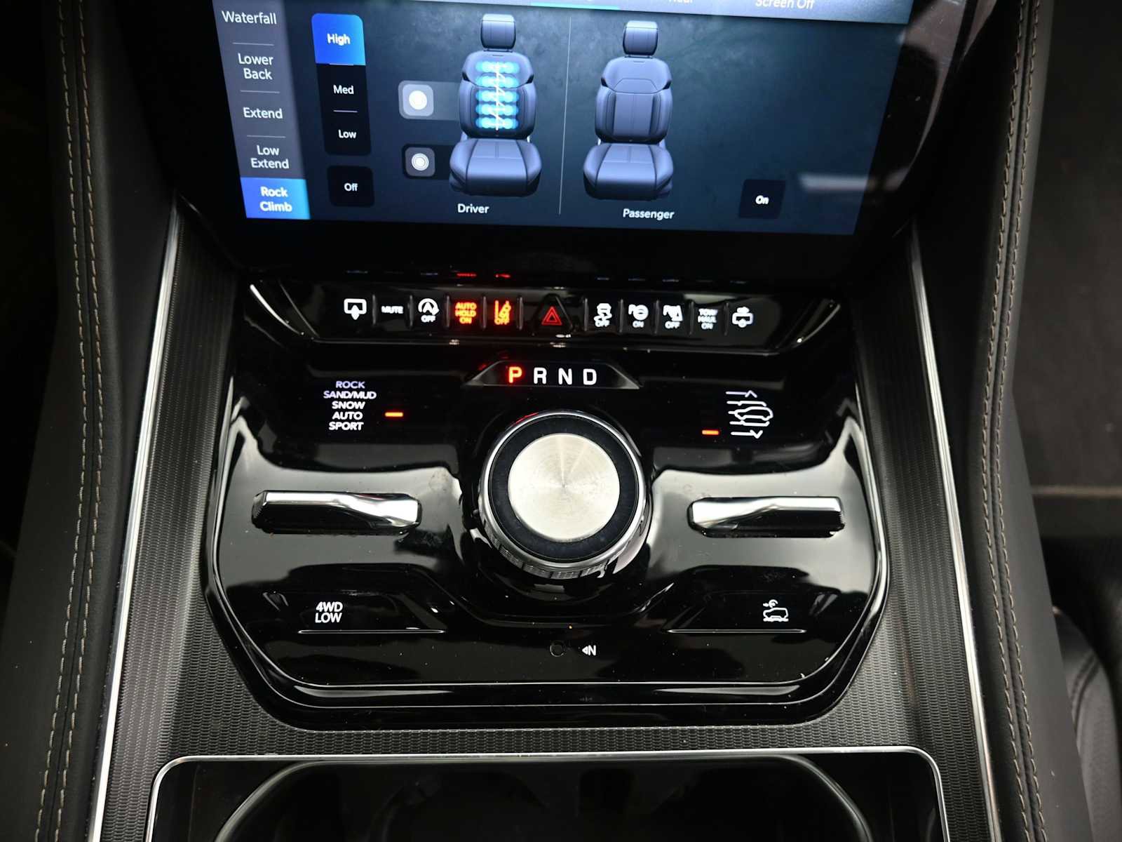 Used 2024 Jeep Grand Wagoneer L Series II w/ Quick Order Packagew 28T image 26