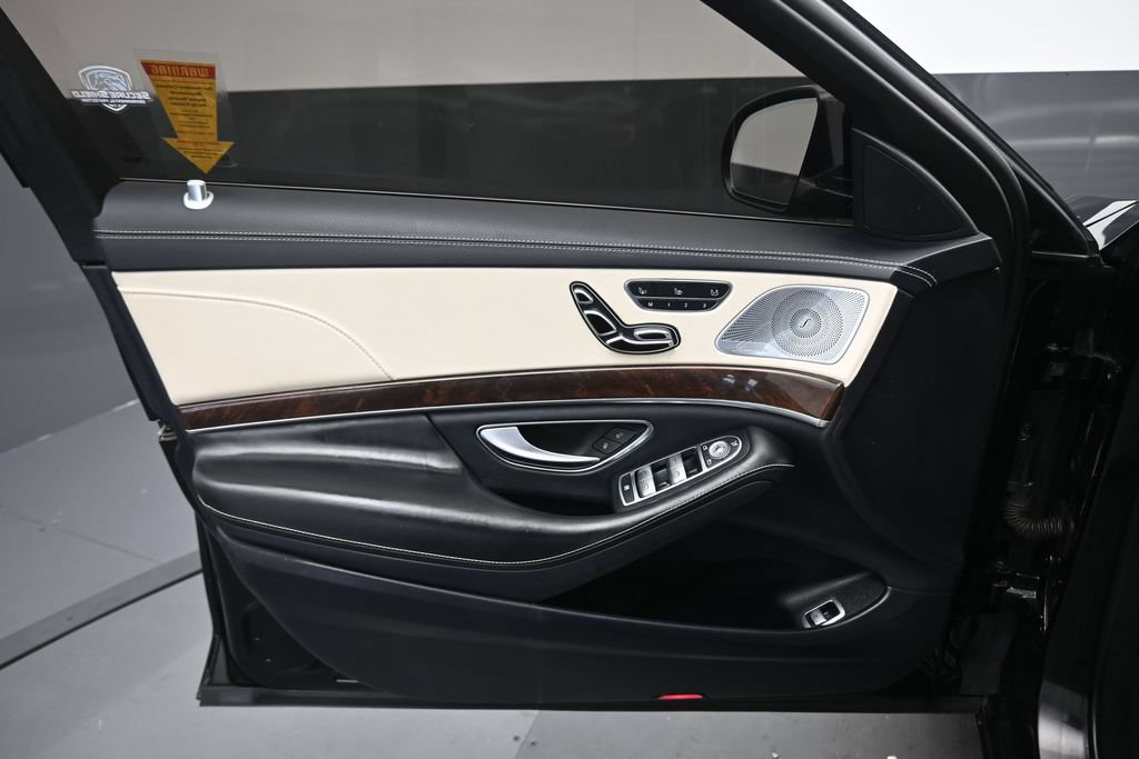 Used 2020 Mercedes-Benz S 450 4MATIC Sedan w/ Premium Package image 9