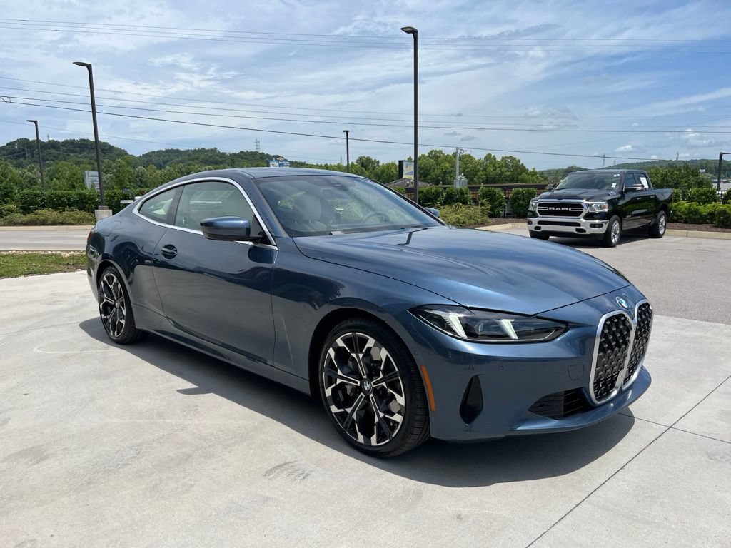Used 2026 BMW 430i xDrive Coupe w/ Premium Package AWD/4WD image 25