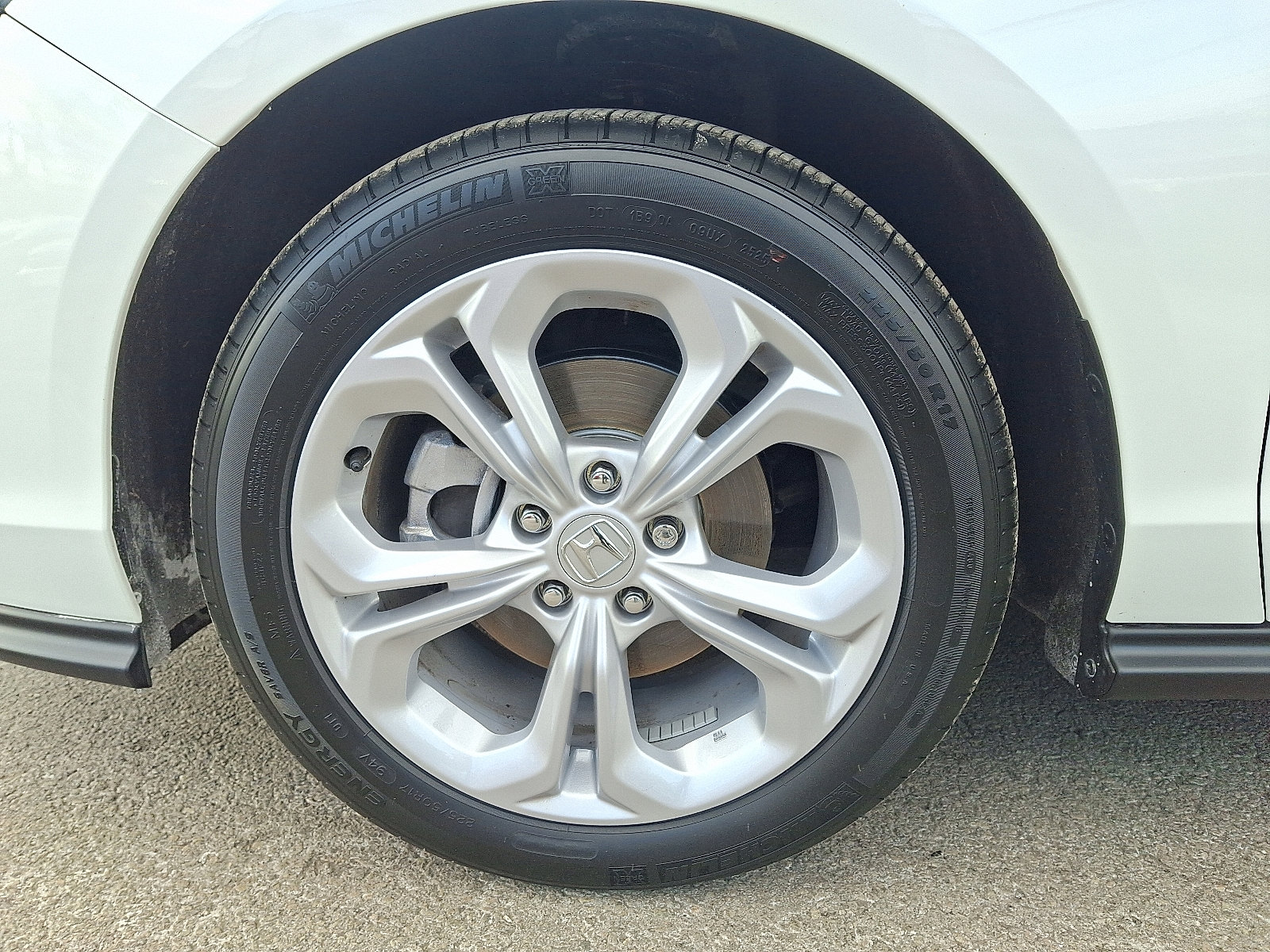 Certified 2025 Honda Accord LX image 11