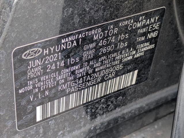 Used 2022 Genesis G70 2.0T w/ Prestige Package image 17