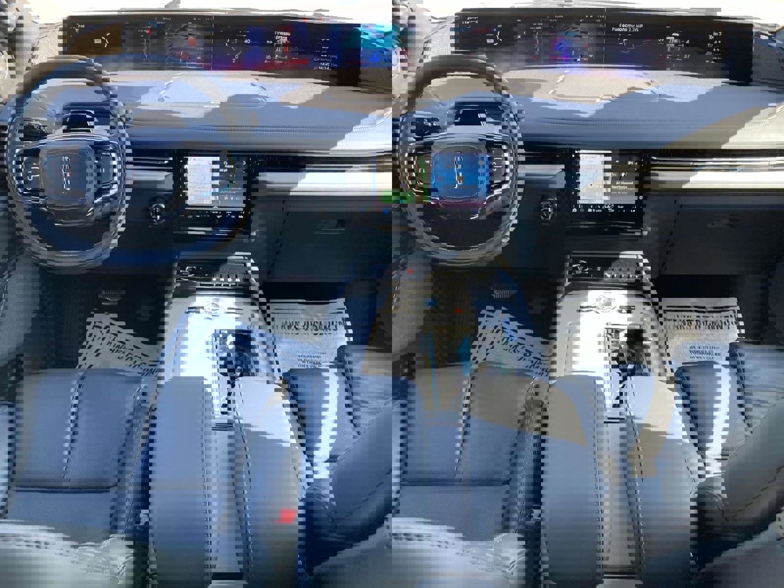 New 2025 Lincoln Navigator L Reserve w/ Jet Appearance Package image 18