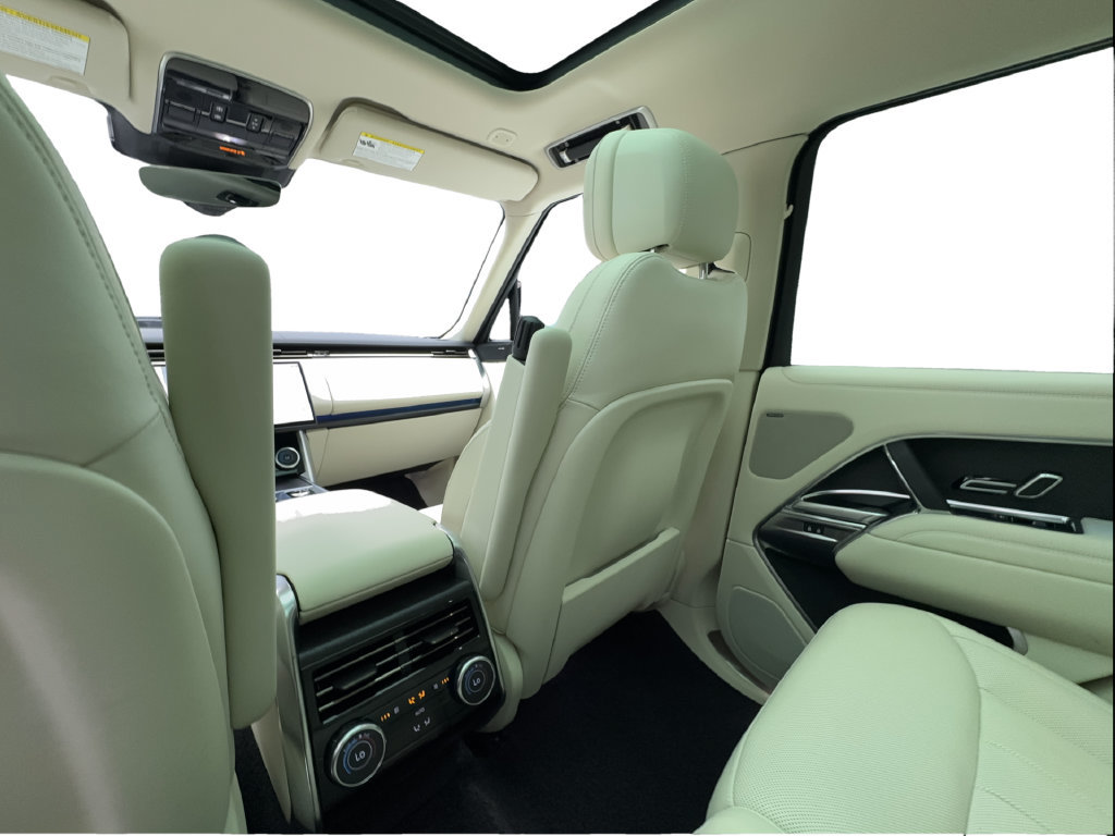 Used 2023 Land Rover Range Rover SE AWD/4WD image 43