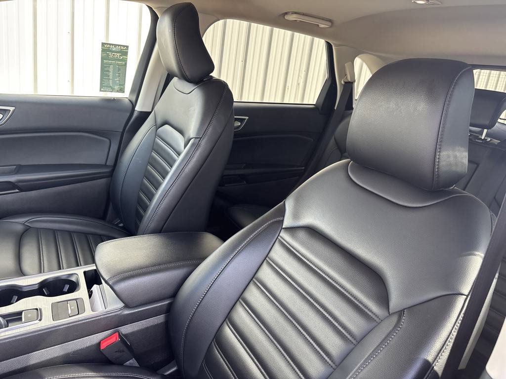 Used 2022 Ford Edge SEL w/ Convenience Package image 24