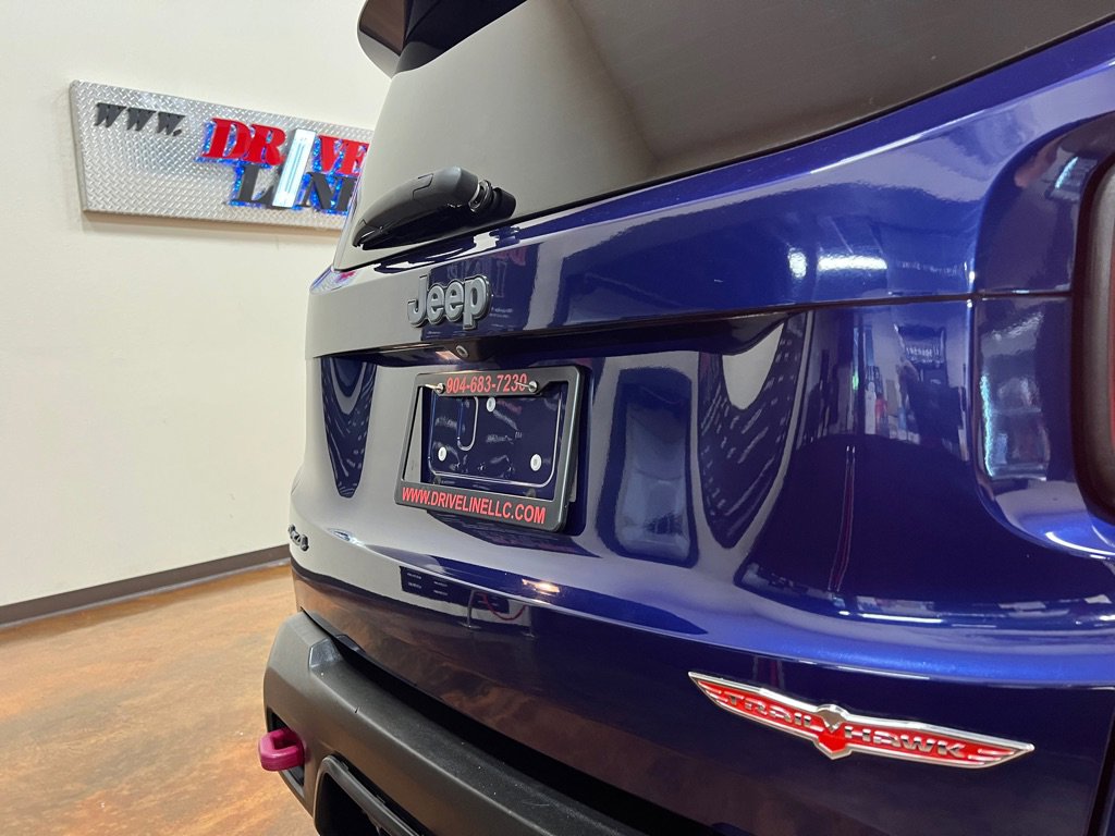 Used 2017 Jeep Renegade Trailhawk w/ Premium Trailhawk Package AWD/4WD image 43