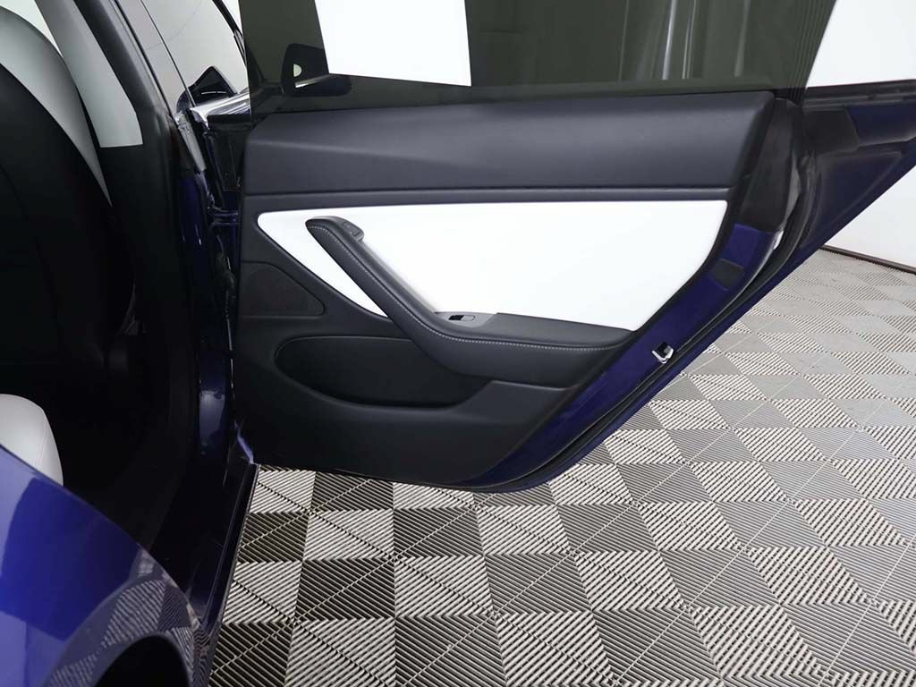 Used 2019 Tesla Model 3 Standard Range Plus RWD image 29