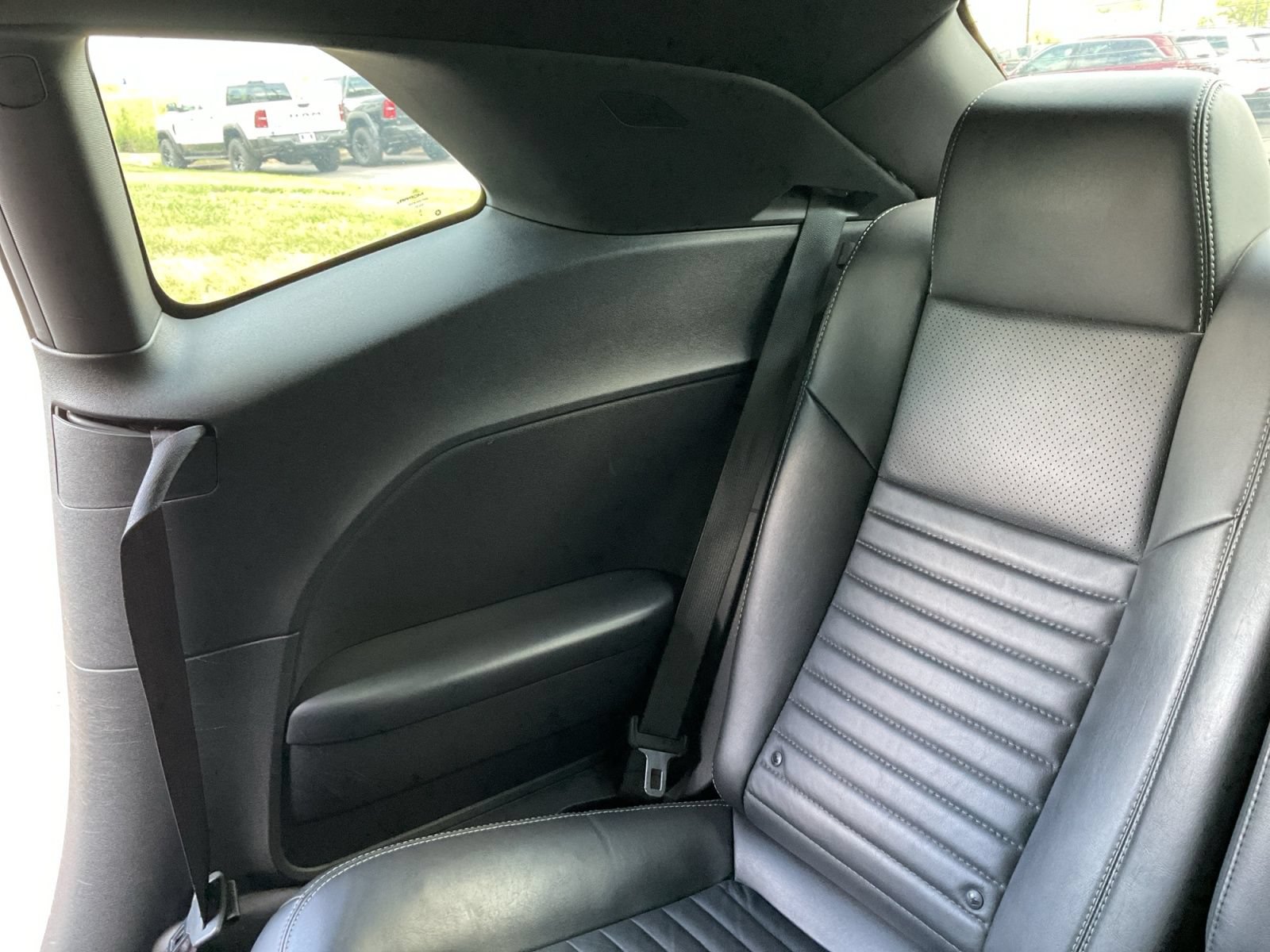 Used 2014 Dodge Challenger R/T Plus RWD image 21