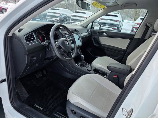 Used 2021 Volkswagen Tiguan SE image 14