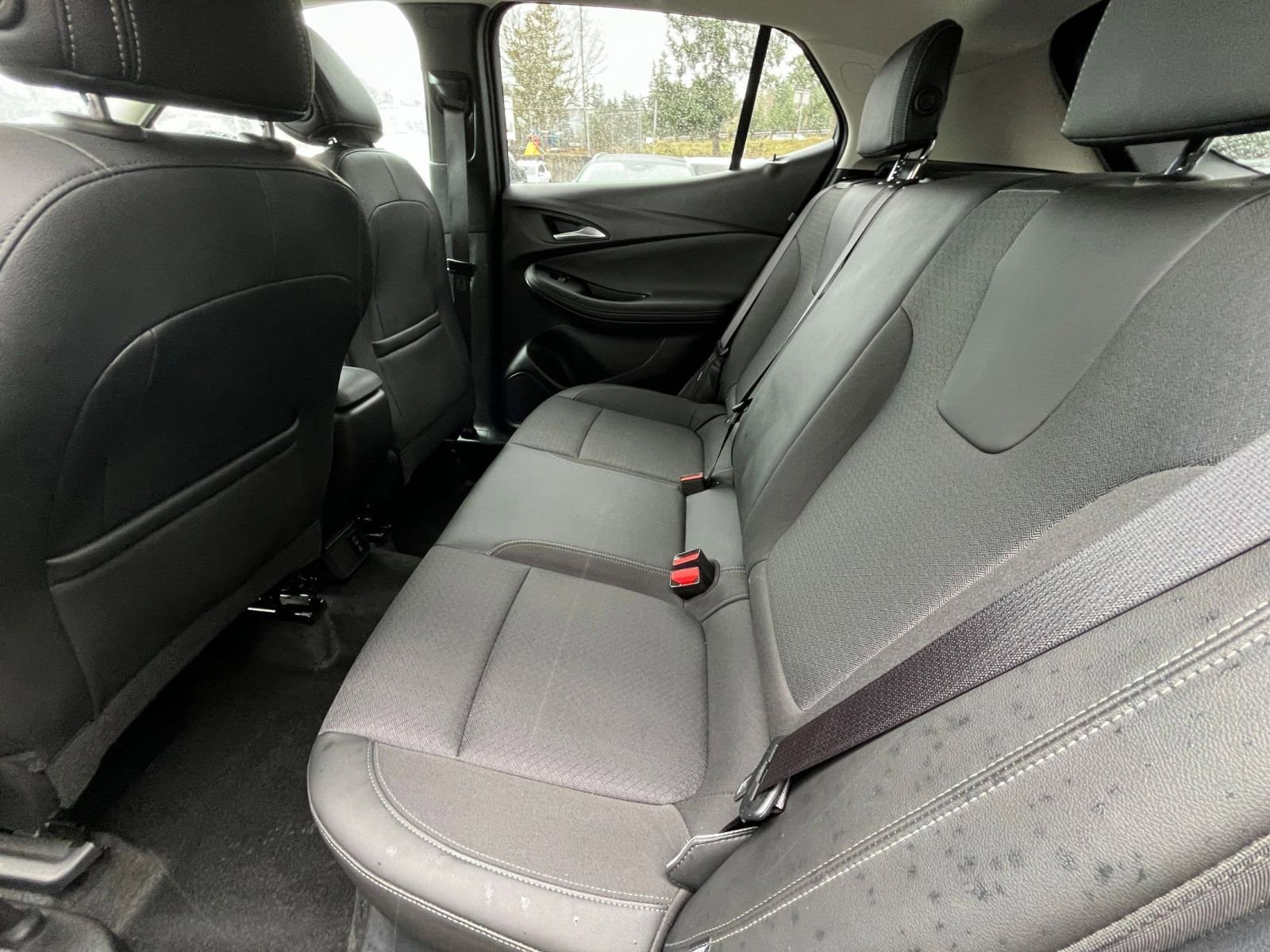 Used 2025 Buick Encore GX Preferred image 27