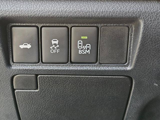 Used 2015 Toyota Avalon XLE Touring FWD image 27