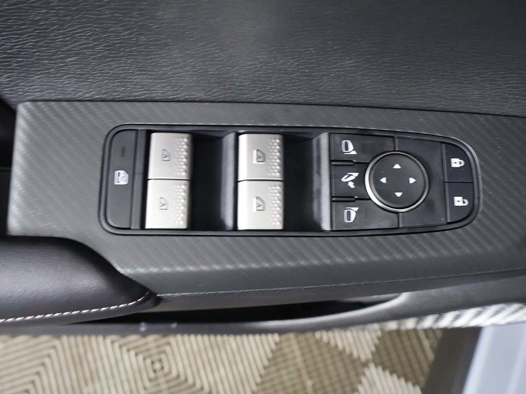 New 2026 Mitsubishi Outlander SE FWD image 37