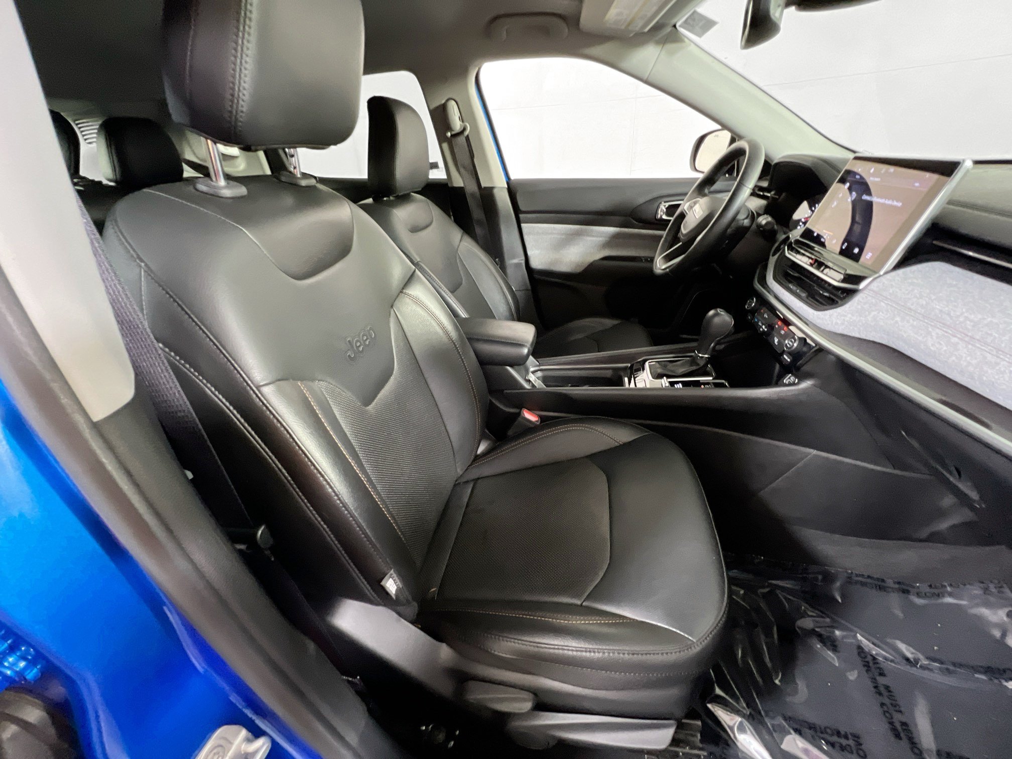 Used 2022 Jeep Compass Latitude AWD/4WD image 26