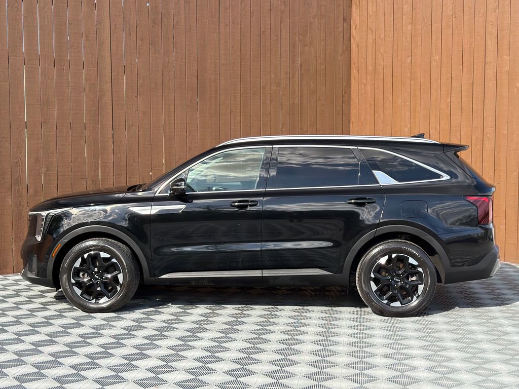 Used 2024 Kia Sorento S w/ Panoramic Sunroof Package FWD image 14