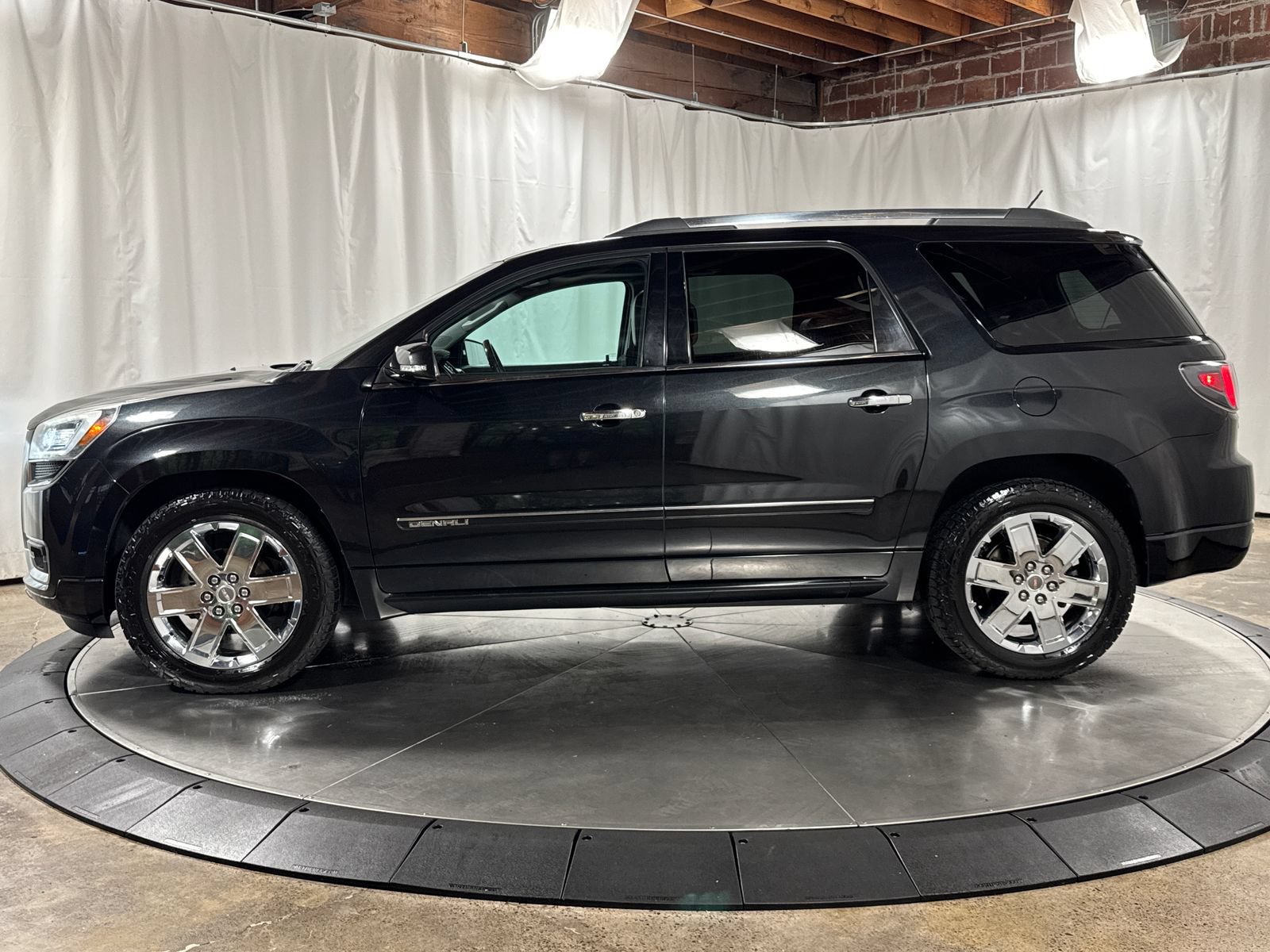 Used 2015 GMC Acadia Denali AWD/4WD image 8