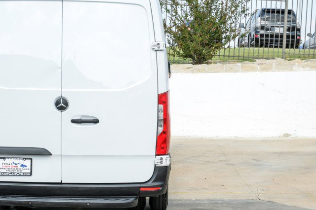 Used 2021 Mercedes-Benz Sprinter 3500 image 36