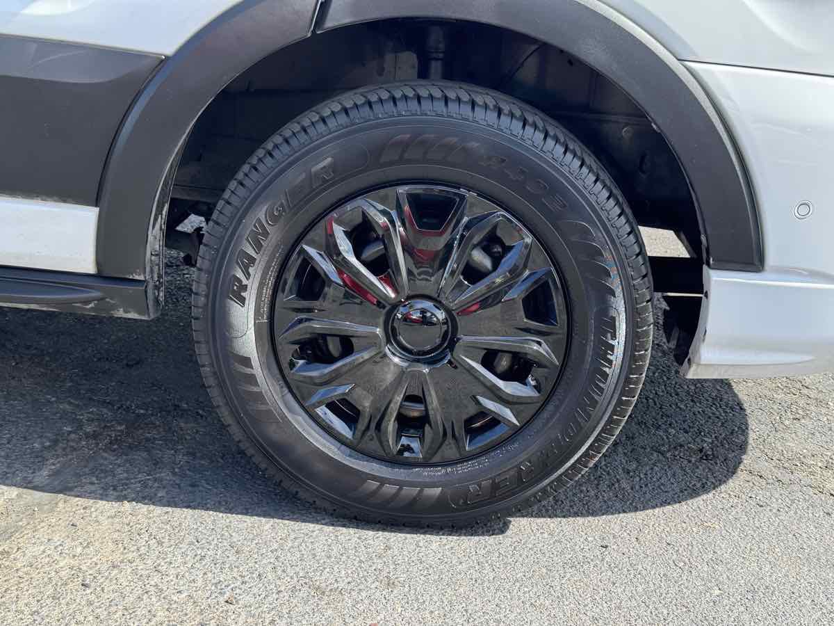 Used 2021 Ford Transit 350 XLT RWD image 7