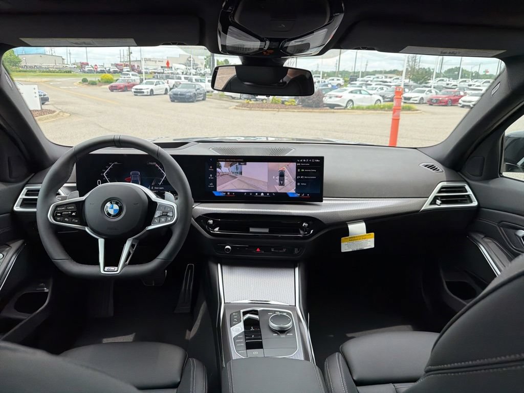 New 2026 BMW 330i Sedan w/ M Sport Package RWD image 27