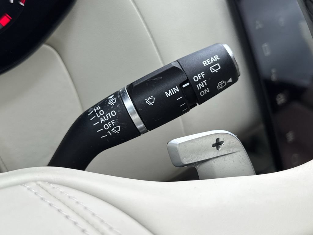 Used 2023 Land Rover Range Rover First Edition AWD/4WD image 18