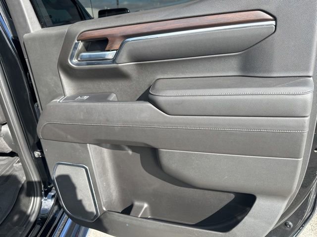 Used 2022 GMC Sierra 1500 SLT w/ SLT Premium Package AWD/4WD image 55
