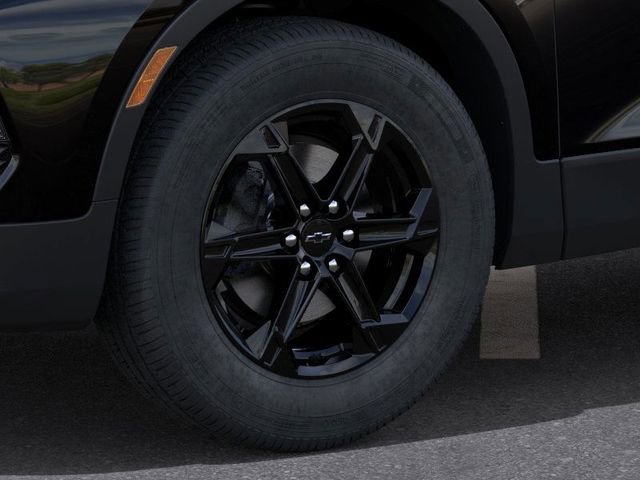 New 2026 Chevrolet Blazer LT w/ Midnight/Sport Edition AWD/4WD image 9