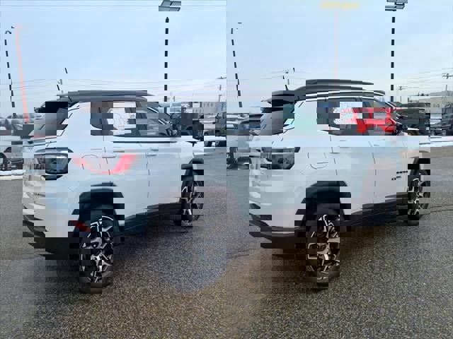 New 2026 Jeep Compass Limited w/ Sun, Sound & Navigation Group image 46