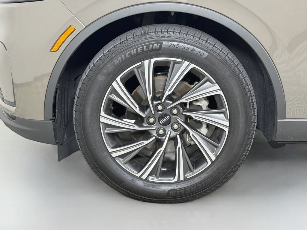 Used 2025 Lincoln Aviator 2WD w/ Equipment Group 101A image 33