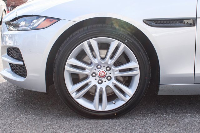 Used 2020 Jaguar XE S image 38