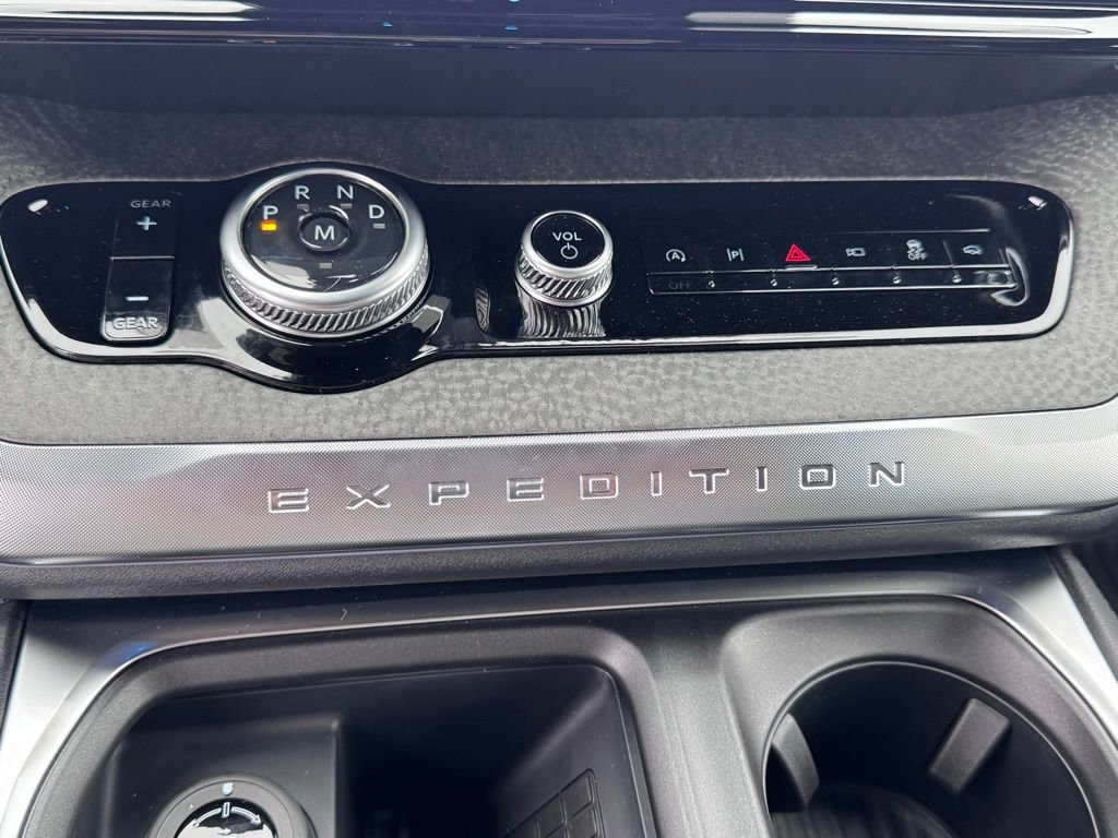New 2025 Ford Expedition Tremor image 33