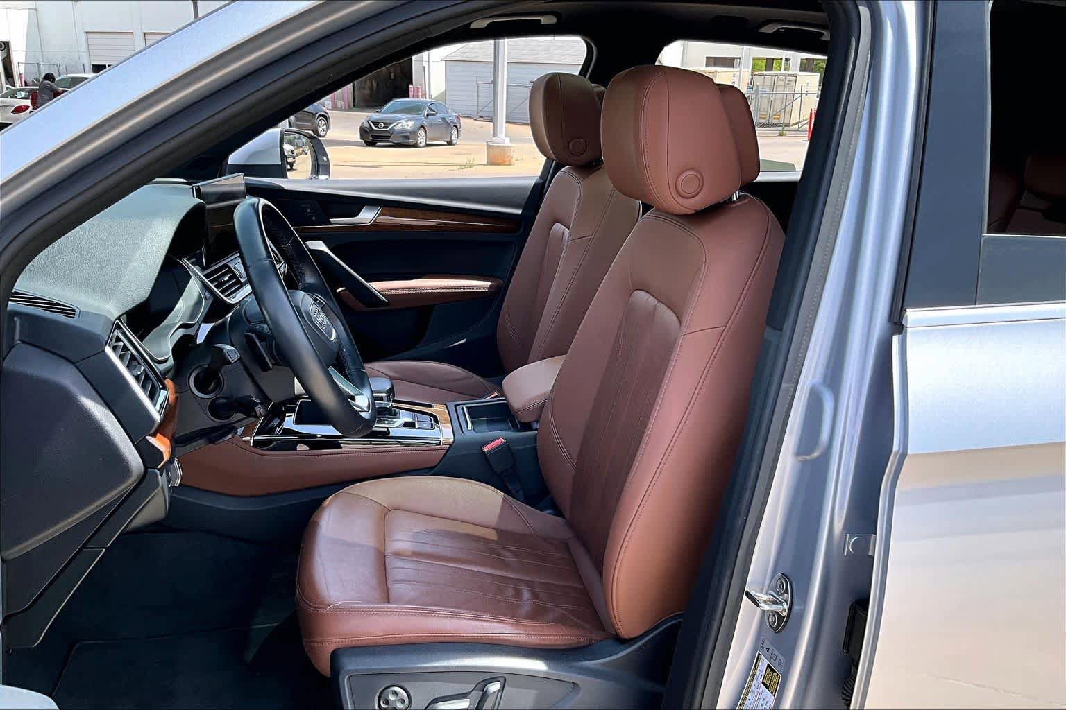 Used 2022 Audi Q5 2.0T Premium Plus w/ Premium Plus Package AWD/4WD image 8