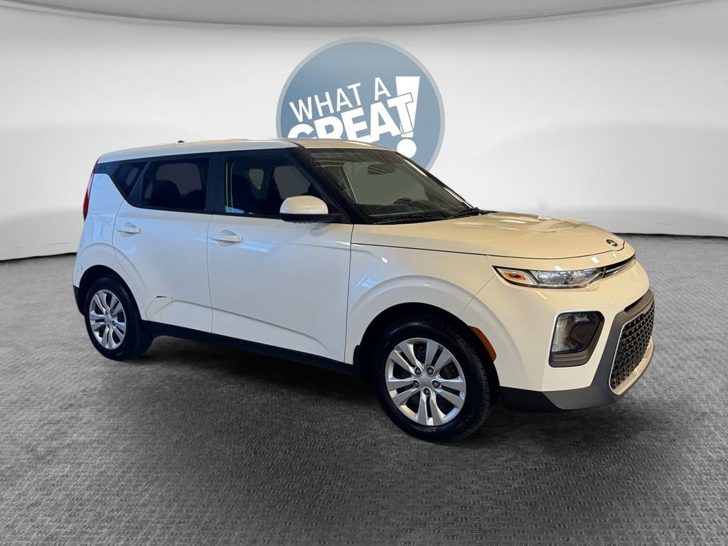 Certified 2021 Kia Soul LX FWD image 1