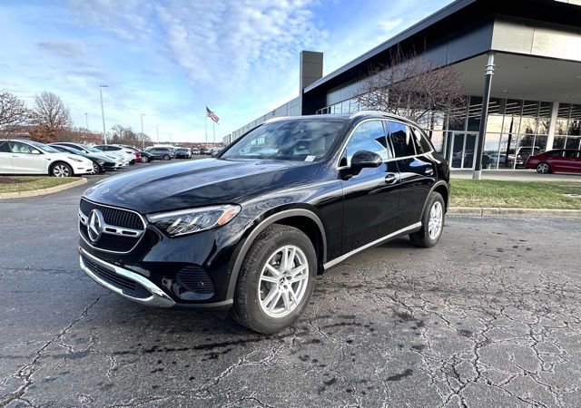 Certified 2026 Mercedes-Benz GLC 300 4MATIC image 4