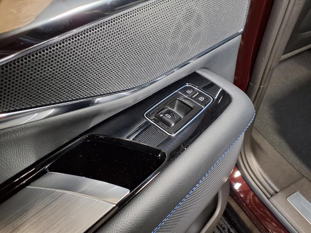 New 2026 Cadillac Escalade IQL Luxury AWD/4WD image 14