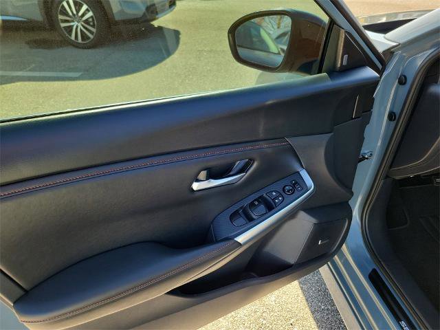 Certified 2025 Nissan Sentra SR w/ SR Premium Package image 24