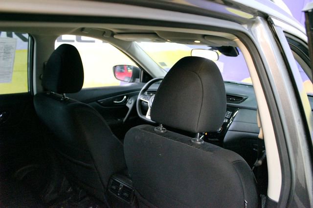 Used 2020 Nissan Rogue SV AWD/4WD image 10