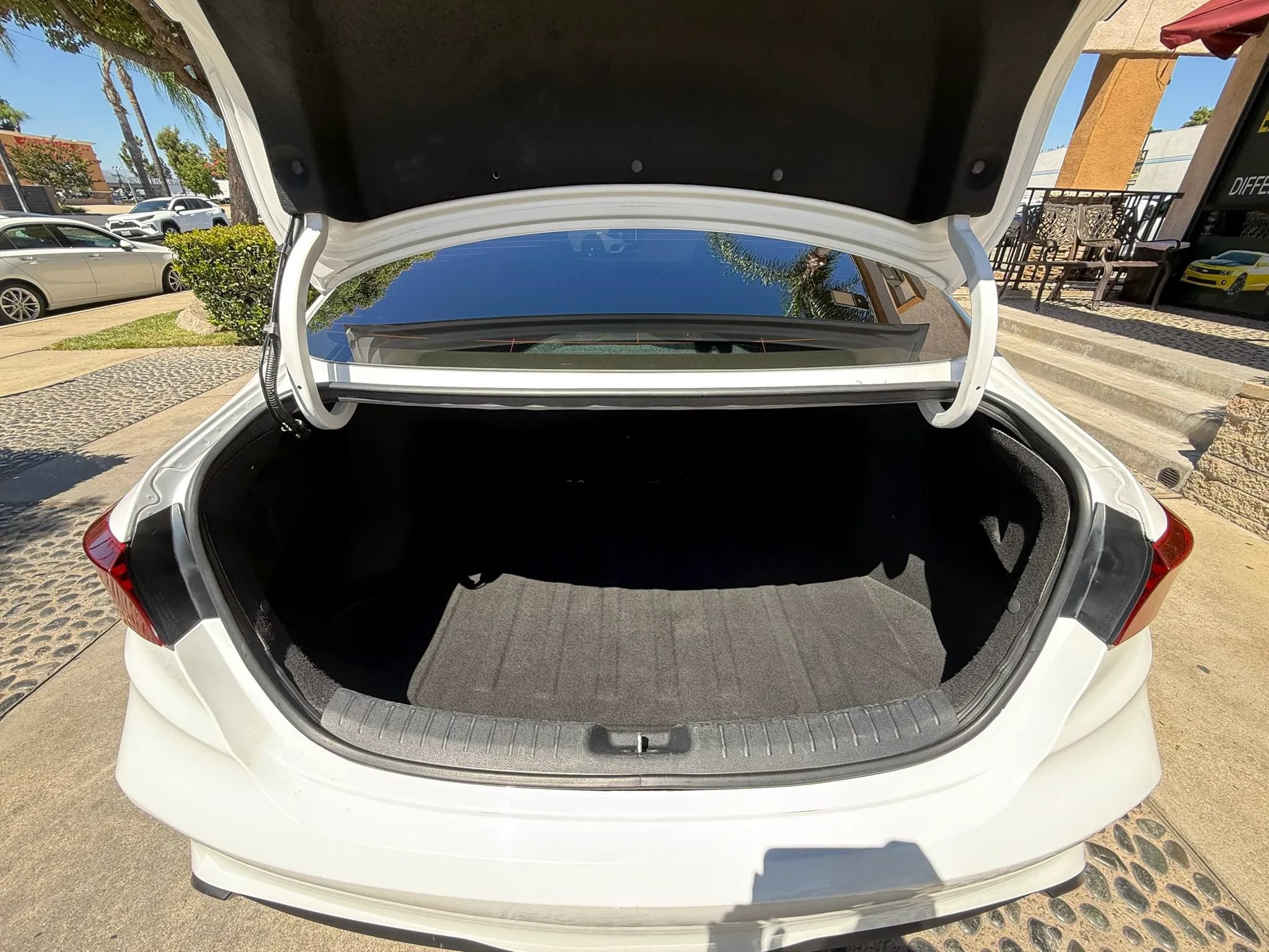 Used 2023 Kia Forte LX FWD image 25