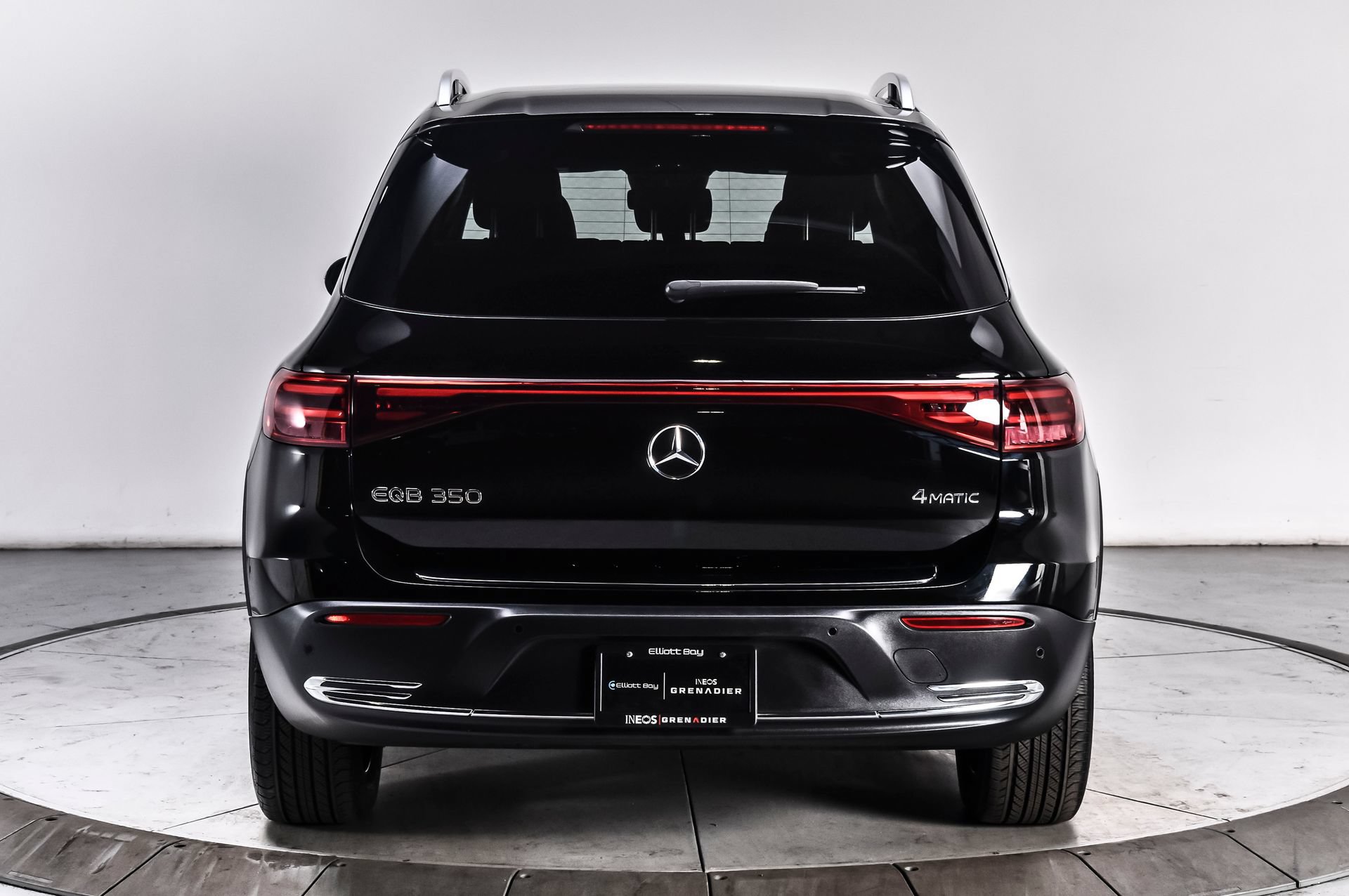 Used 2024 Mercedes-Benz EQB 350 4MATIC SUV w/ Winter Package image 5